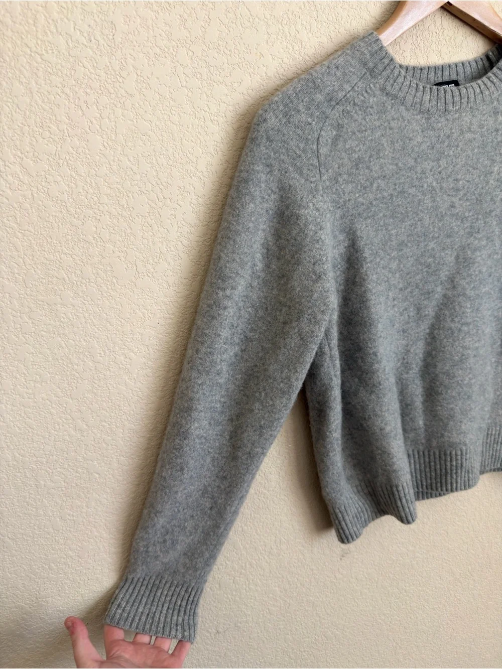 Uniqlo premium lambswool